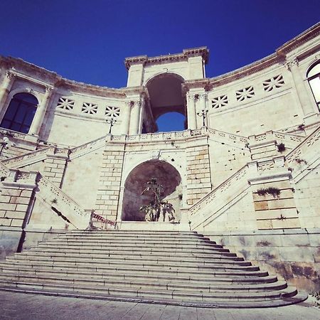 Apartment Vsg25 Nel Centro Di Cagliari Eksteriør bilde